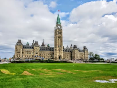 The Power of Innovation: How is Ottawa Dominating the Tech Job Market?